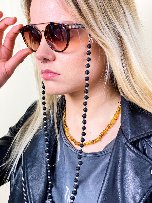 black beaded sunglasses chain