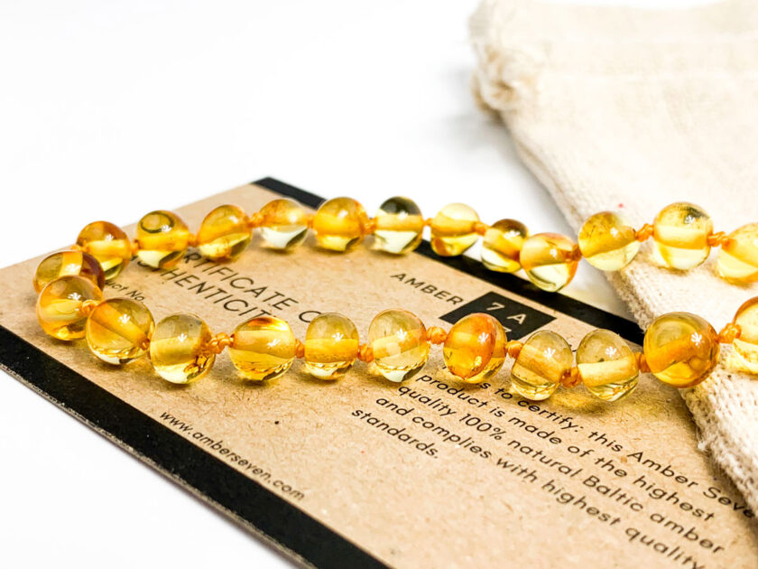 golden color amber choker necklace