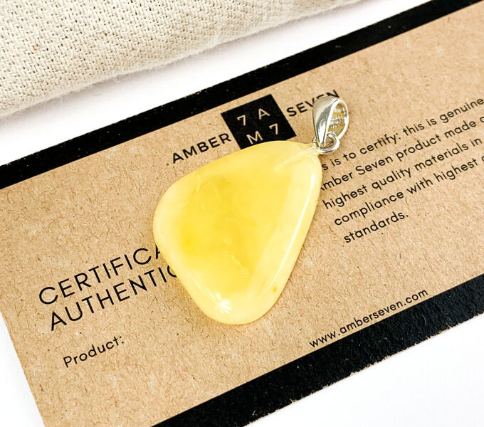 butterscotch baltic amber pendant